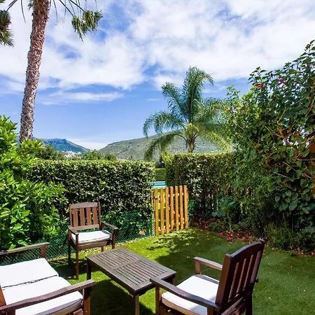 Charming 4-Bed Villa In Denia Вилла *