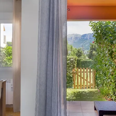 Charming 4-Bed Villa In Denia Дения